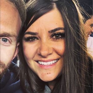 Meet your Posher, Carly